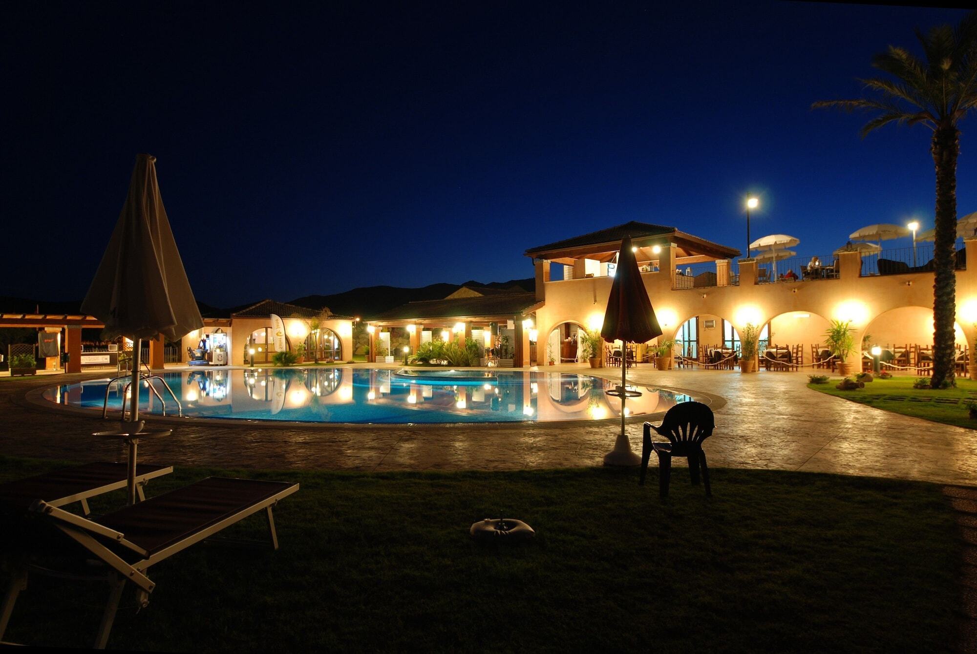 Alma Resort Castiadas Esterno foto